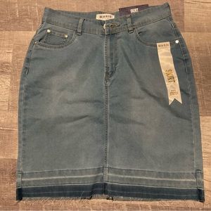 stretchy light blue jean skirt